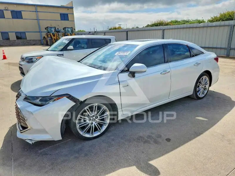2021 Toyota AVALON фото