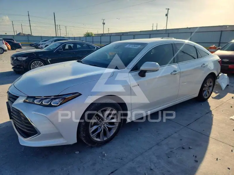 2021 Toyota AVALON фото