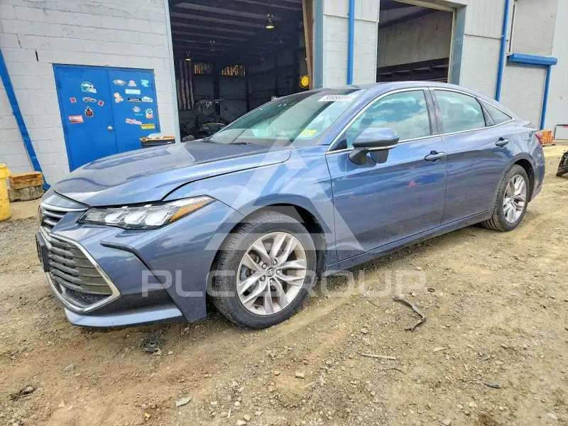 2021 Toyota AVALON фото