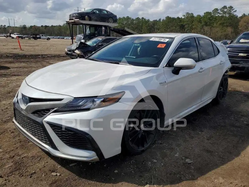 2021 Toyota CAMRY фото