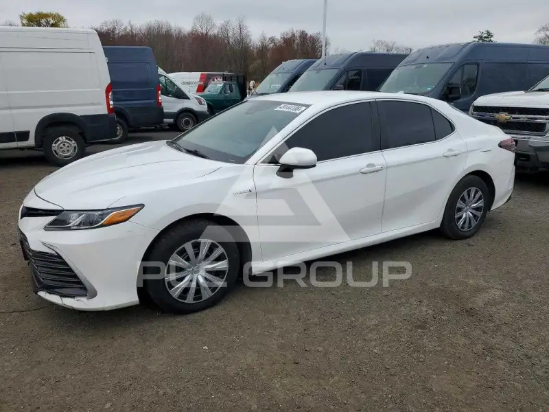 2021 Toyota CAMRY фото
