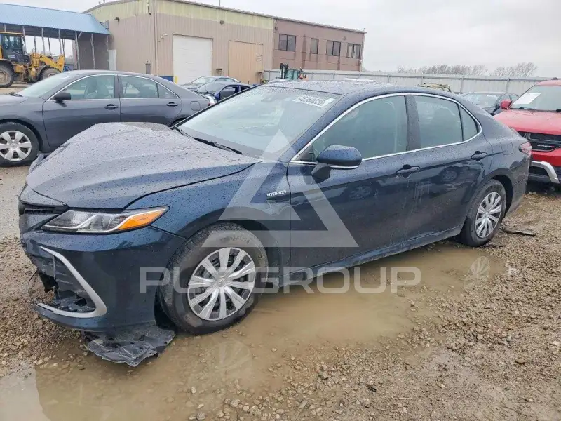 2021 Toyota CAMRY фото