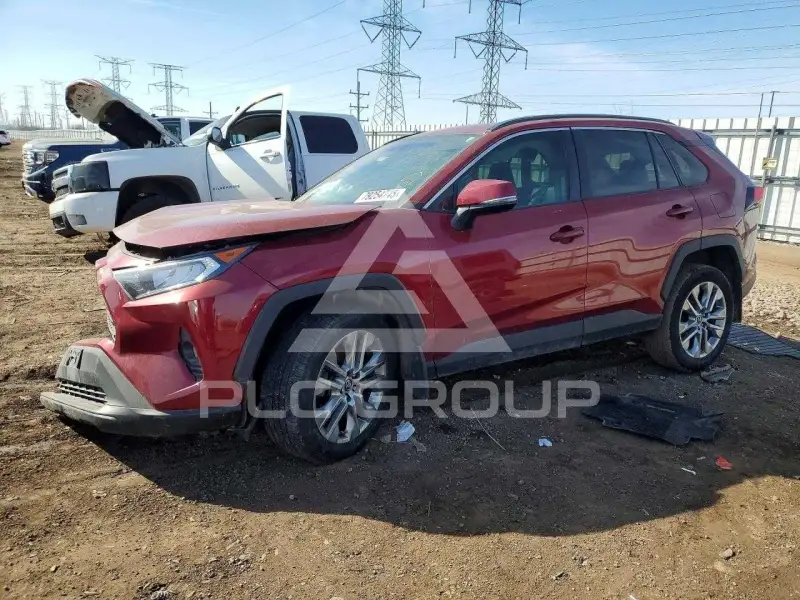 2021 Toyota RAV4 фото