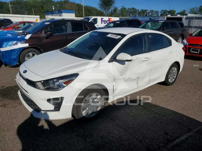 2021 KIA Rio фото