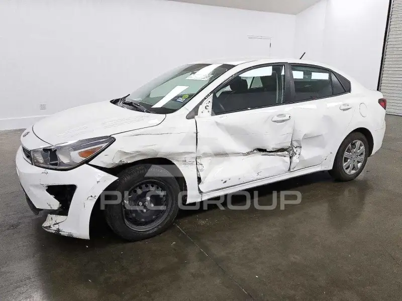 2021 KIA Rio фото
