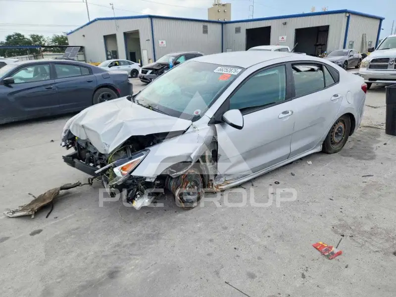 2021 KIA Rio photo
