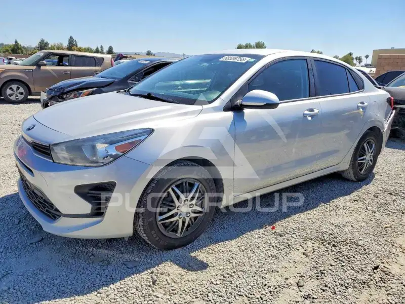 2021 KIA Rio фото