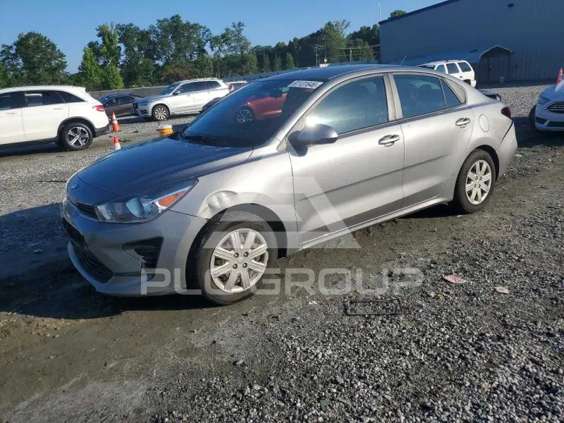 2021 KIA Rio photo