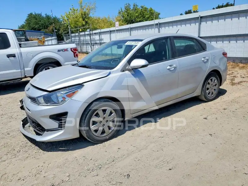 2021 KIA Rio photo