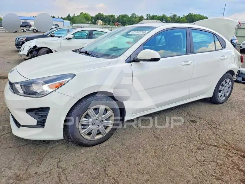 2021 KIA Rio фото