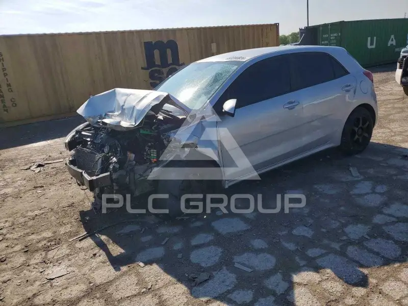 2021 KIA Rio photo