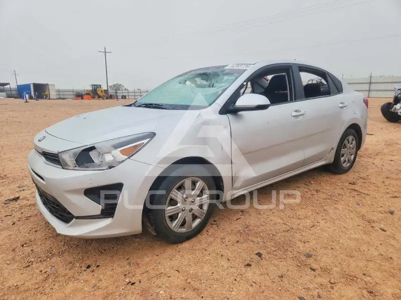 2021 KIA Rio photo