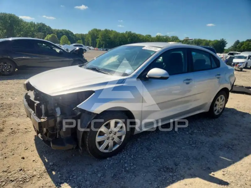 2021 KIA Rio фото