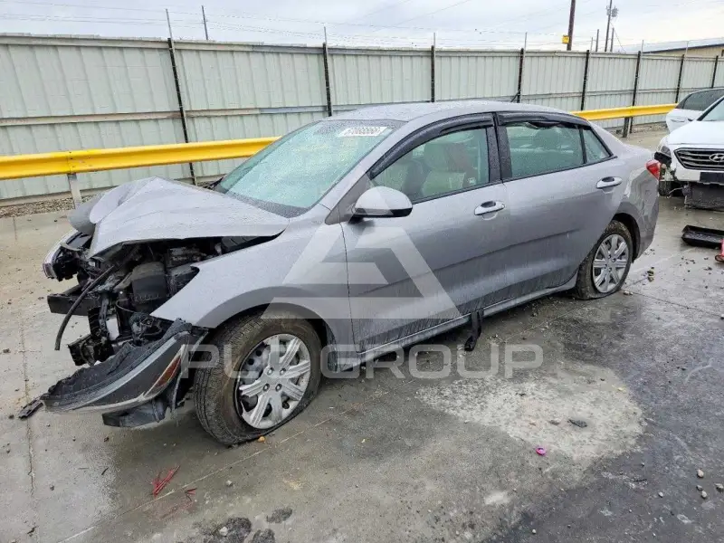 2021 KIA Rio photo