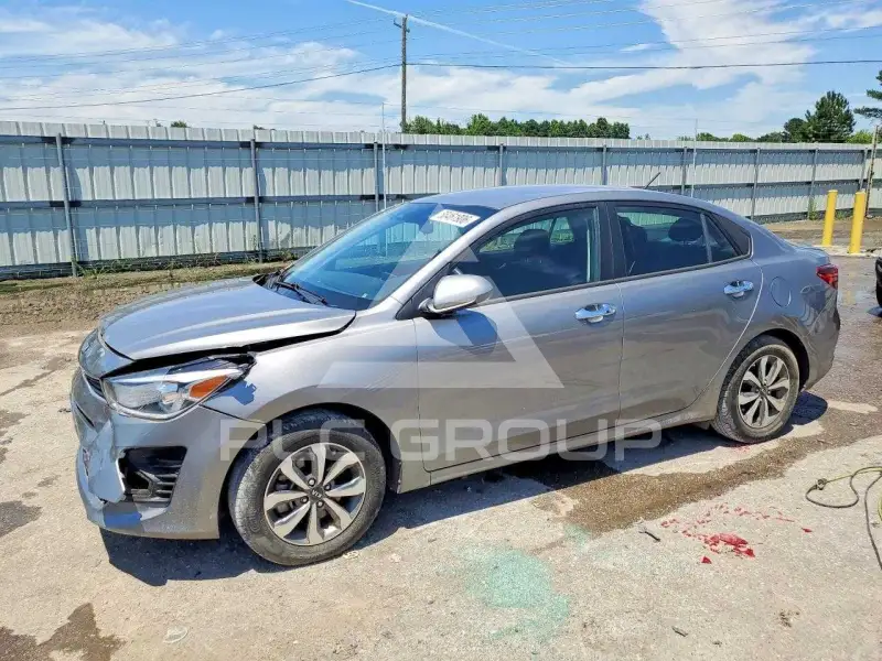 2021 KIA Rio photo