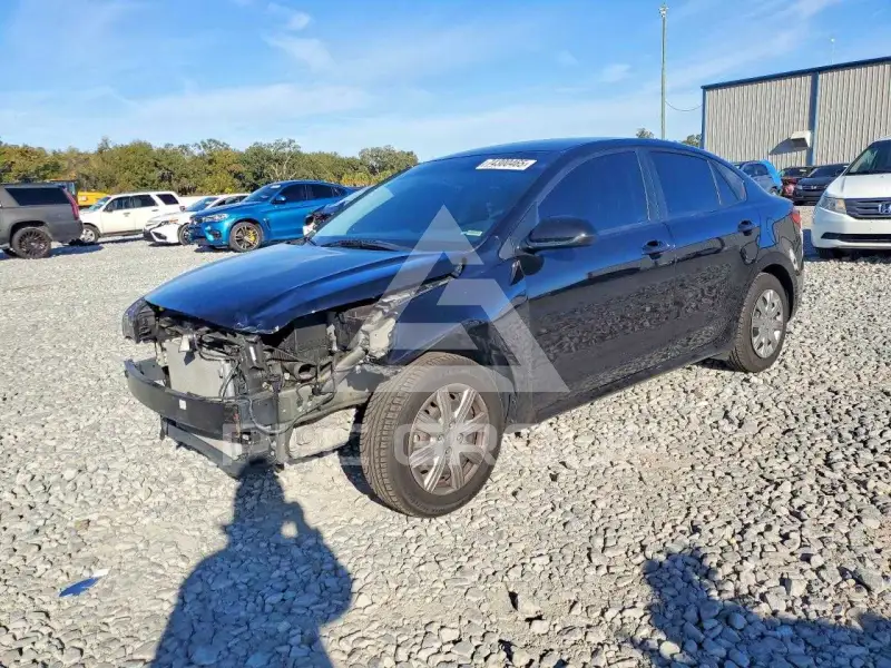 2021 KIA Rio photo