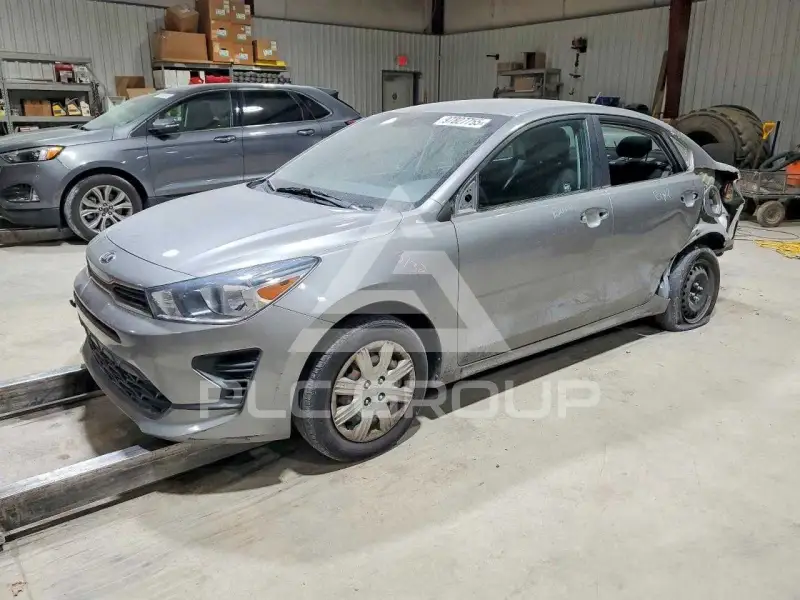 2021 KIA Rio photo