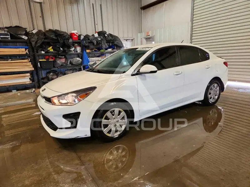 2021 KIA Rio photo
