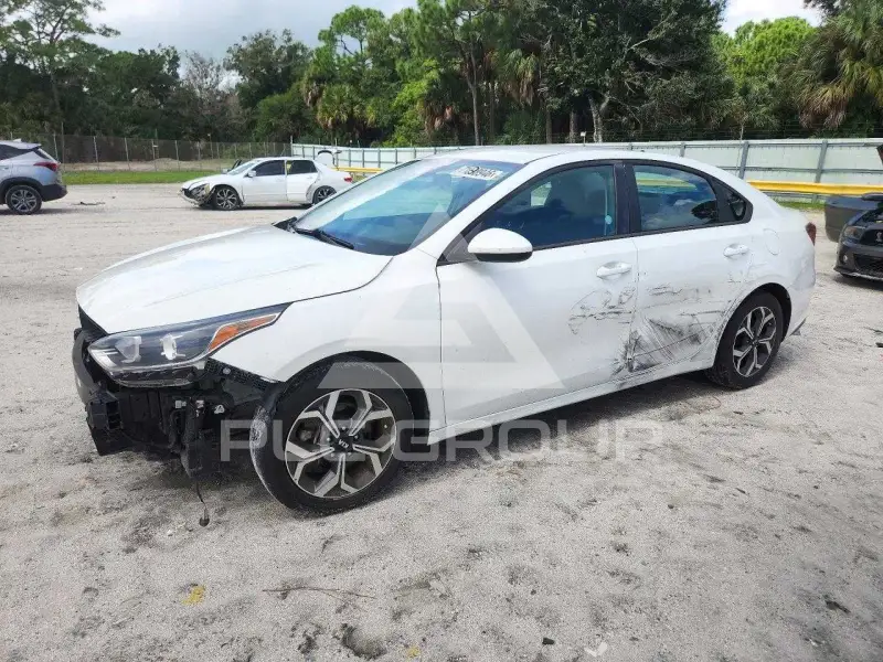 2021 KIA Forte фото