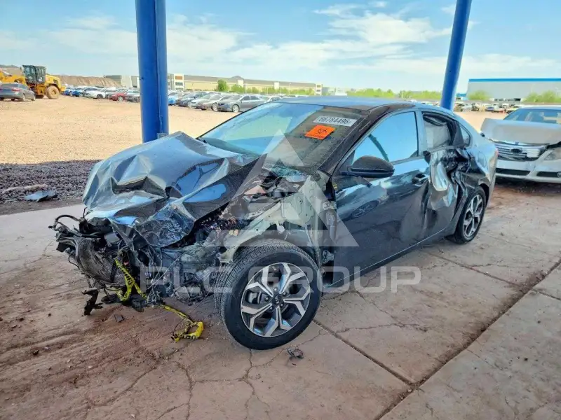 2021 KIA Forte photo