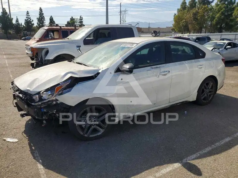 2021 KIA Forte фото