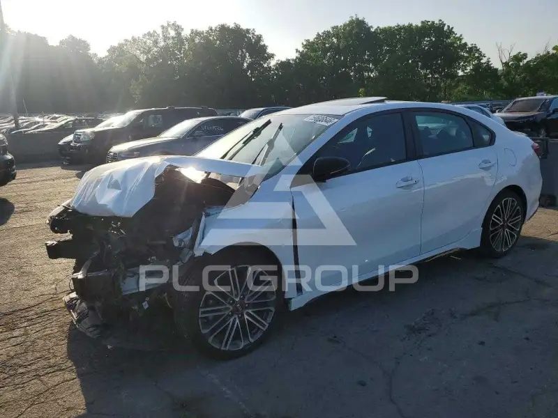 2021 KIA Forte photo