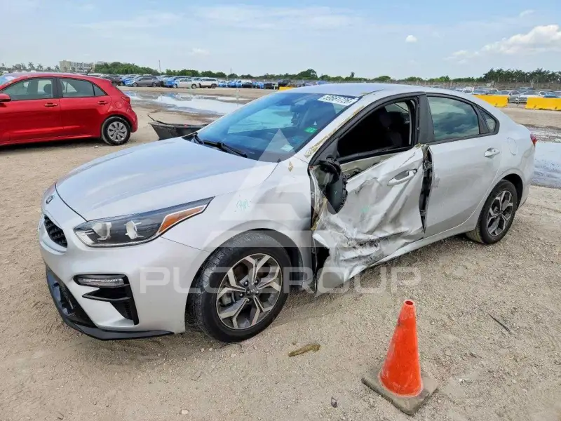 2021 KIA Forte фото