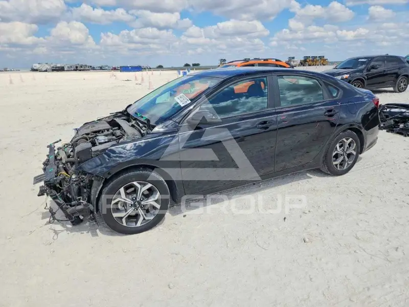 2021 KIA Forte фото