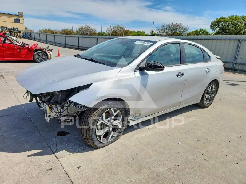 2021 KIA Forte photo