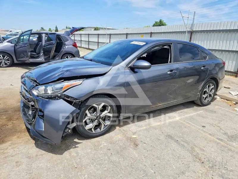 2021 KIA Forte фото