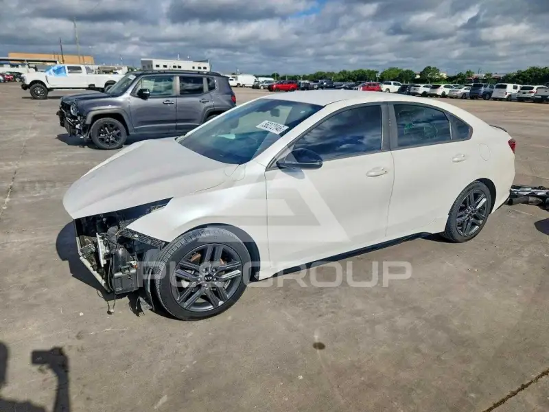2021 KIA Forte фото
