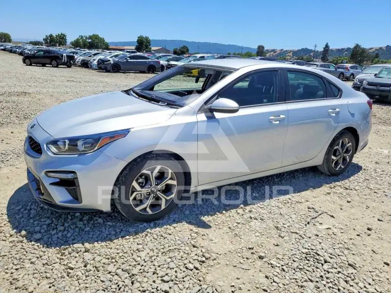 2021 KIA Forte фото