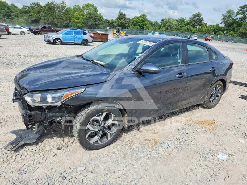 2021 KIA Forte photo