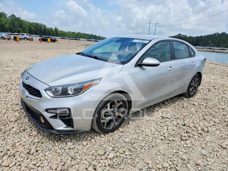2021 KIA Forte photo