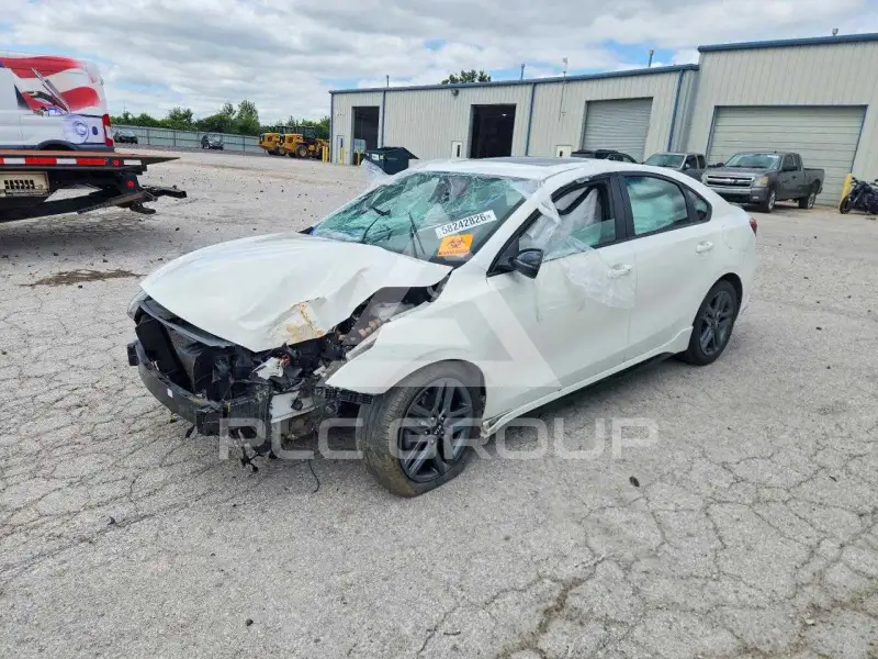 2021 KIA Forte photo