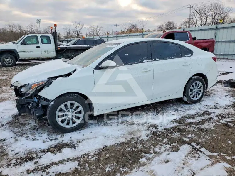 2021 KIA Forte photo