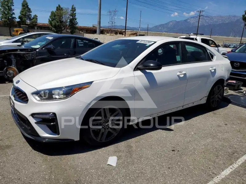 2021 KIA Forte фото