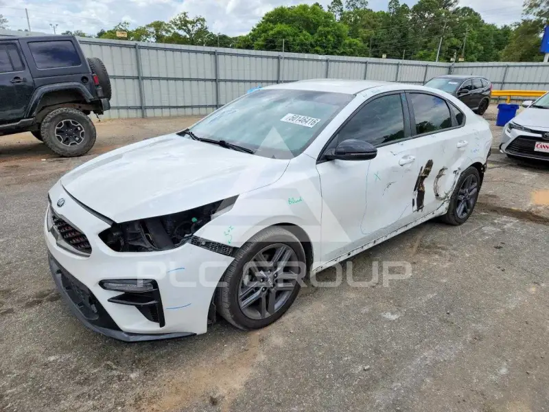 2021 KIA Forte фото