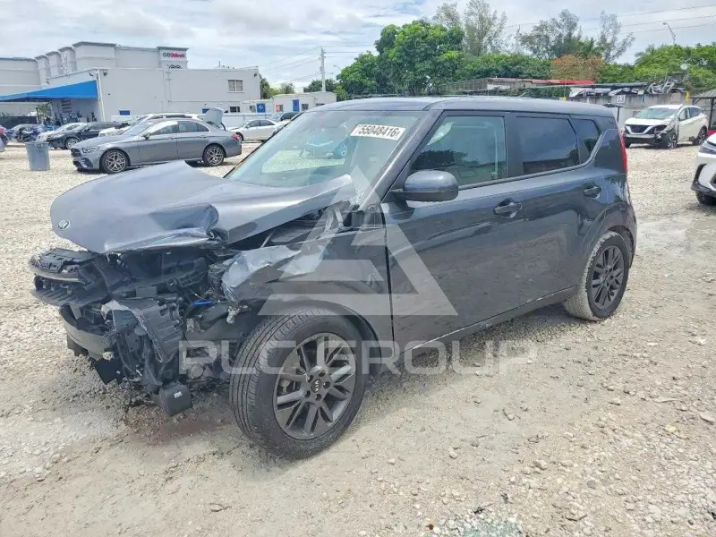 2021 KIA Soul photo