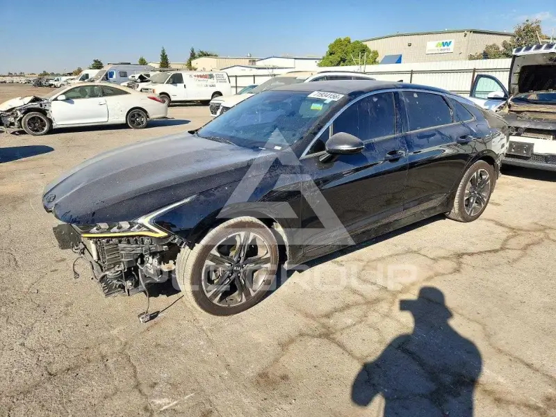 2021 KIA K5 фото