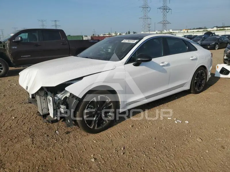 2021 KIA K5 фото