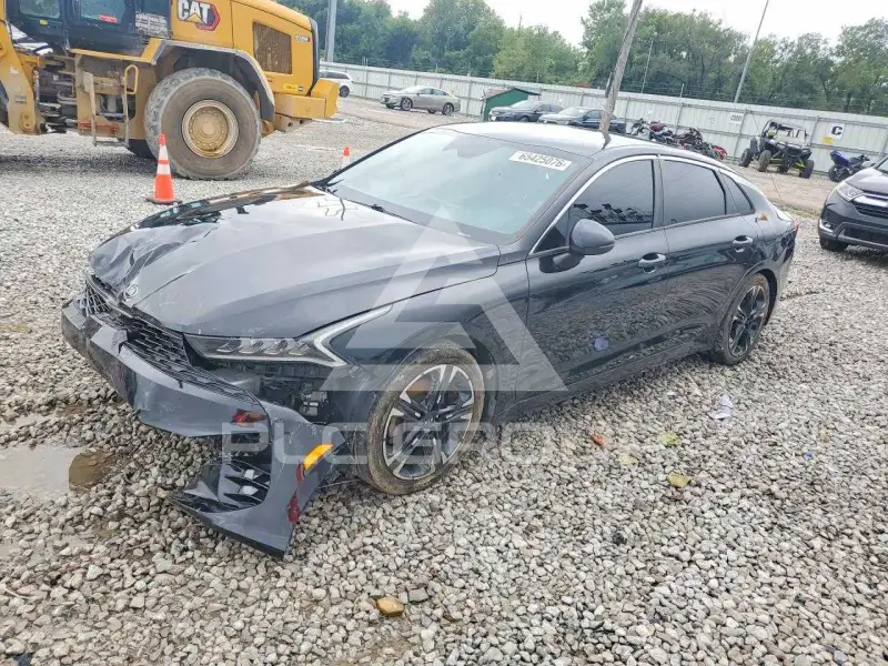 2021 KIA K5 photo
