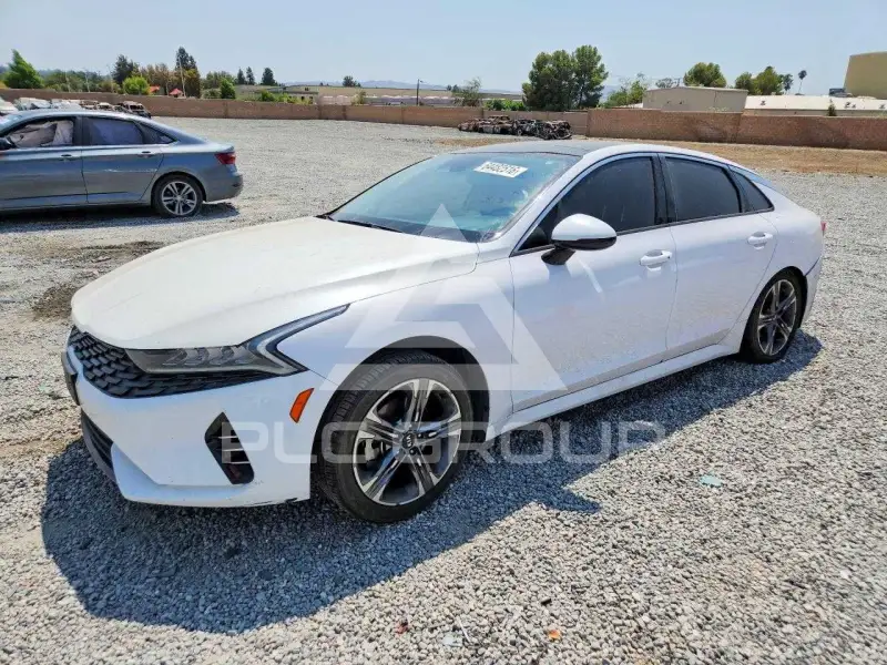 2021 KIA K5 фото