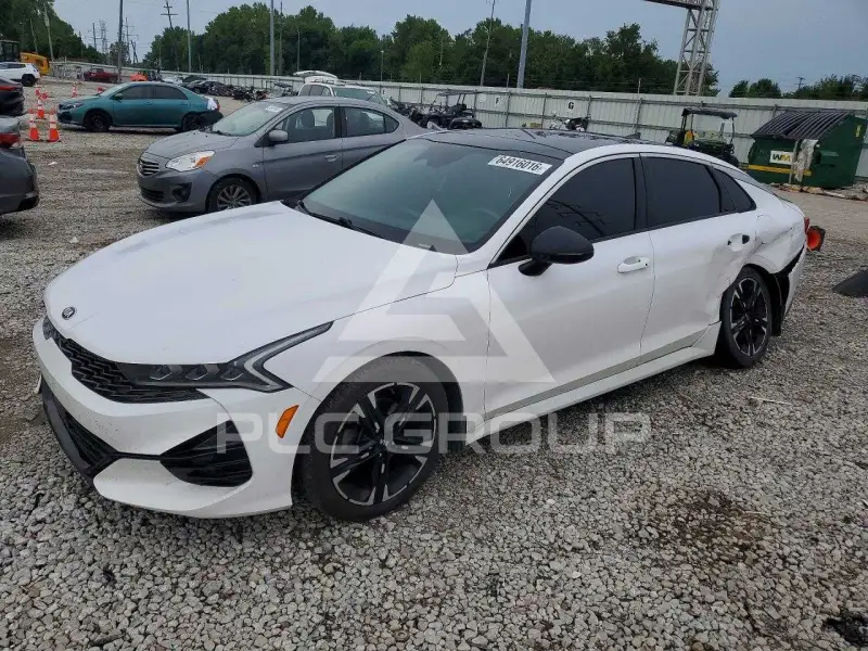 2021 KIA K5 фото