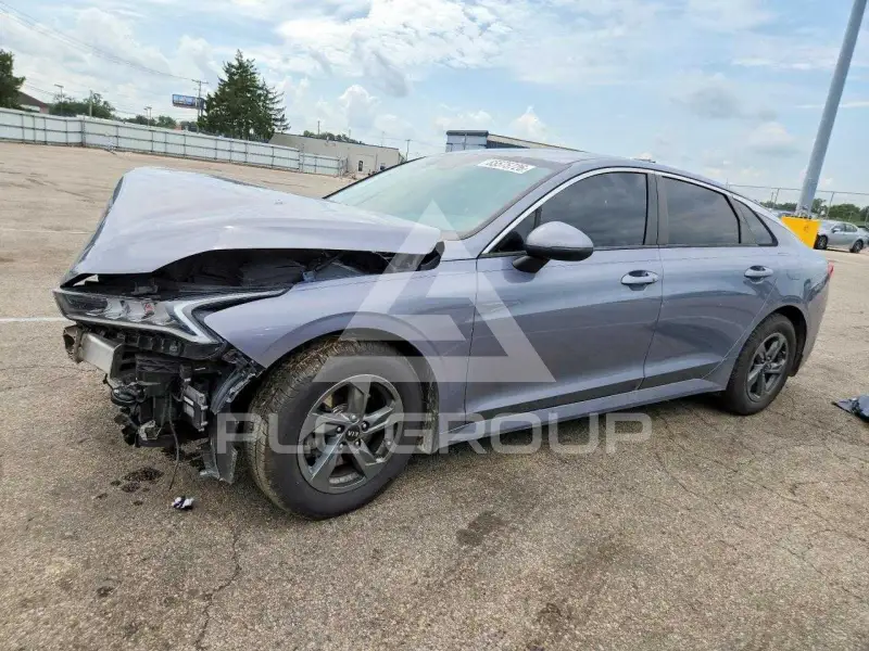 2021 KIA K5 photo