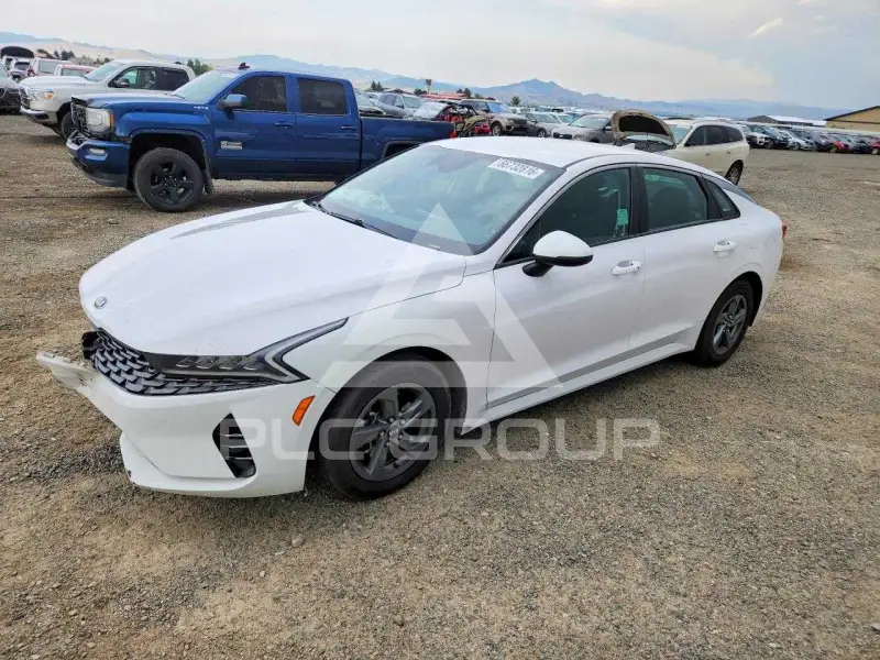 2021 KIA K5 photo