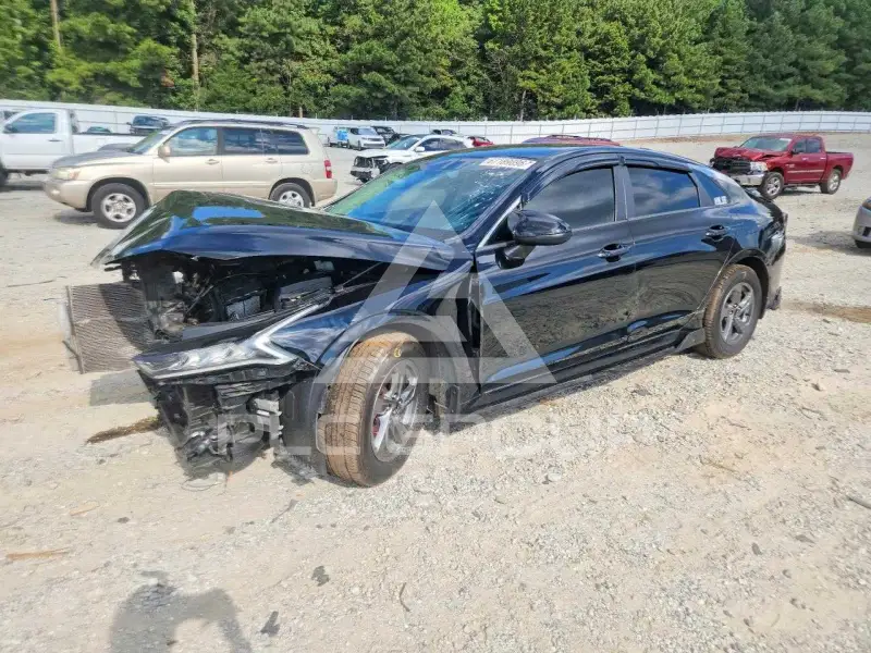 2021 KIA K5 photo