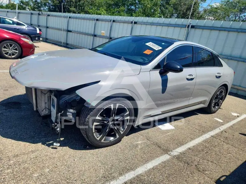 2021 KIA K5 photo