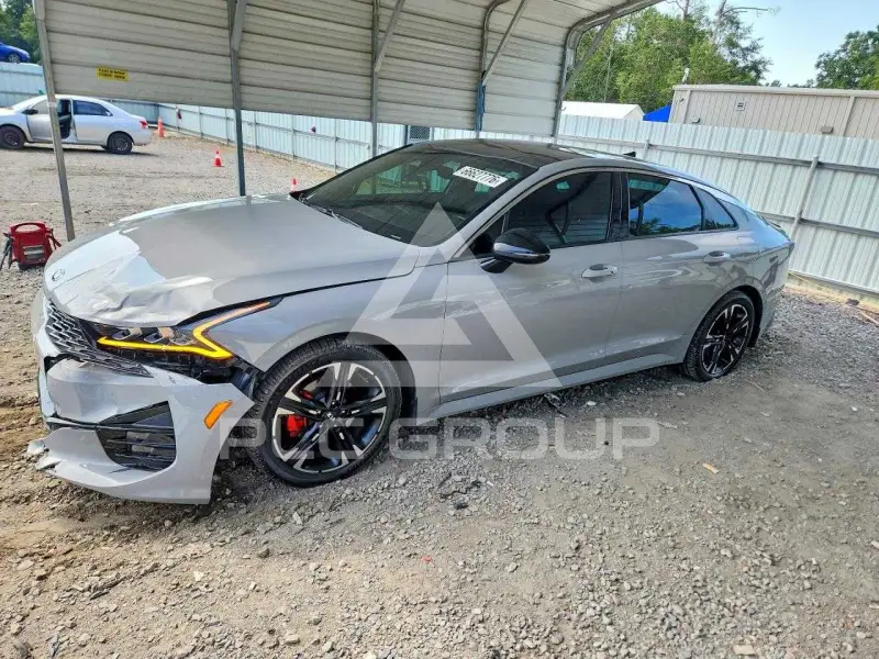 2021 KIA K5 photo