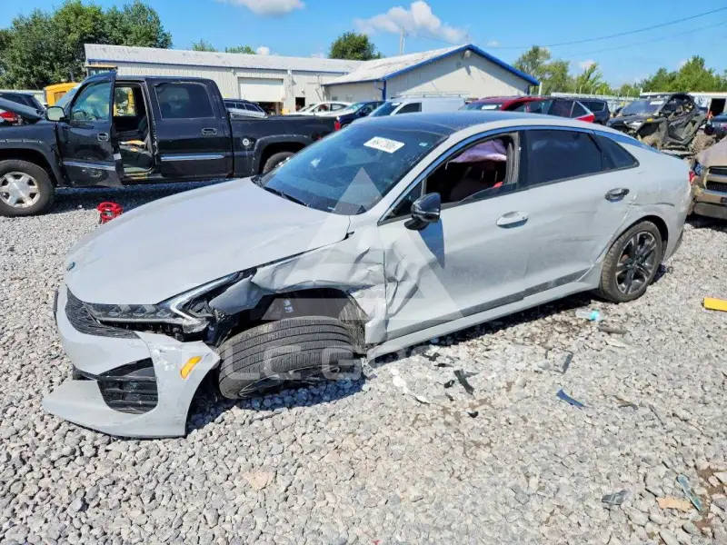 2021 KIA K5 фото